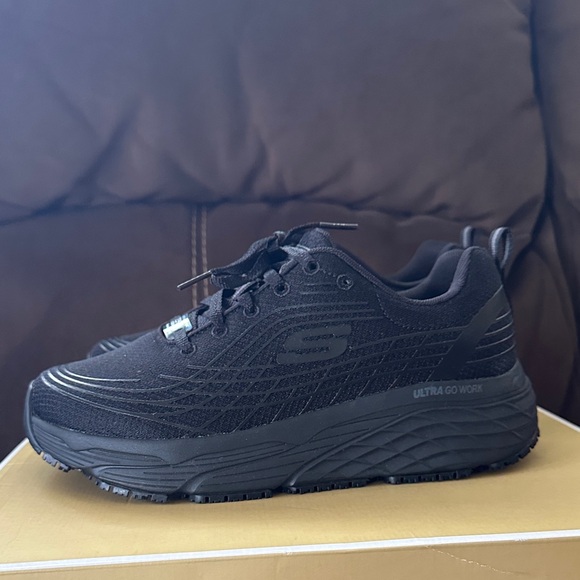 Skechers Men's All-Black Athletic Sneakers size 7 - Picture 6 of 12